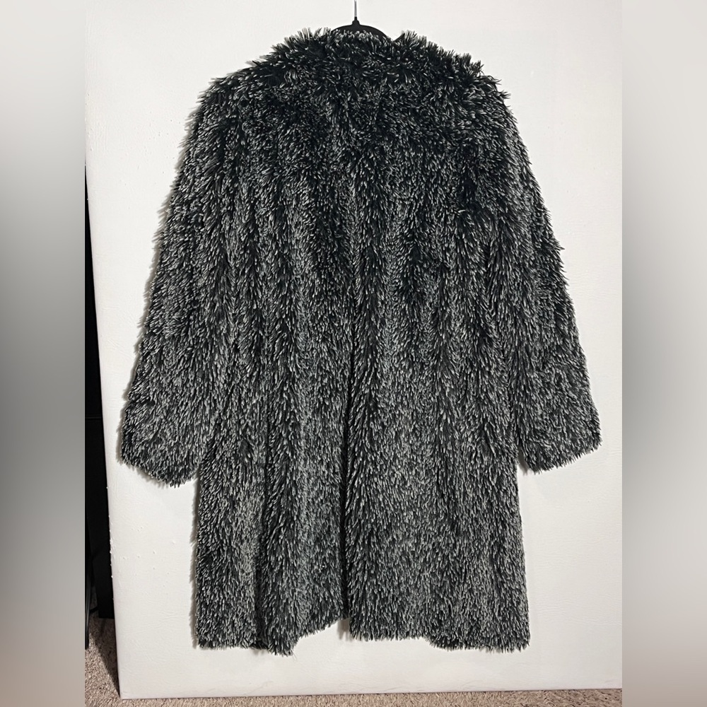 Michael Stars Long Cozy Black Faux Fur Coat Jacket Size Small DFR27